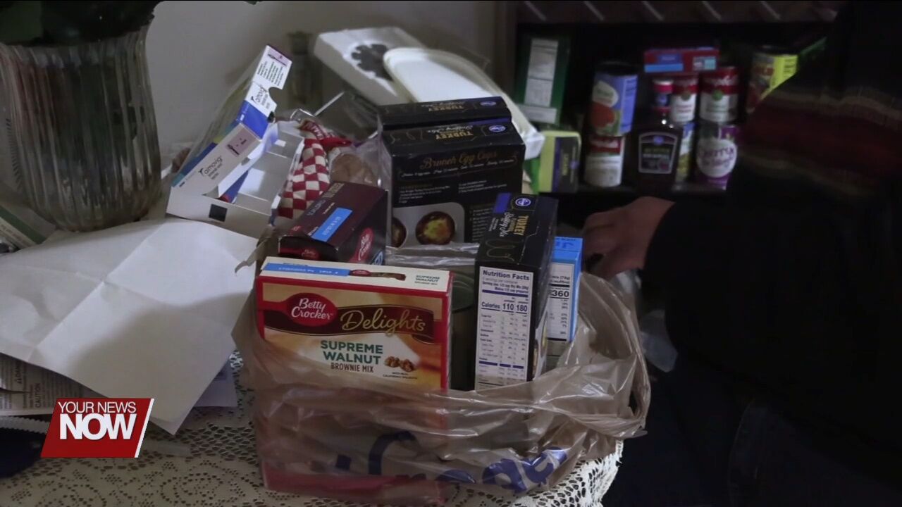 Wapakoneta woman giving Thanksgiving necessities to families in need